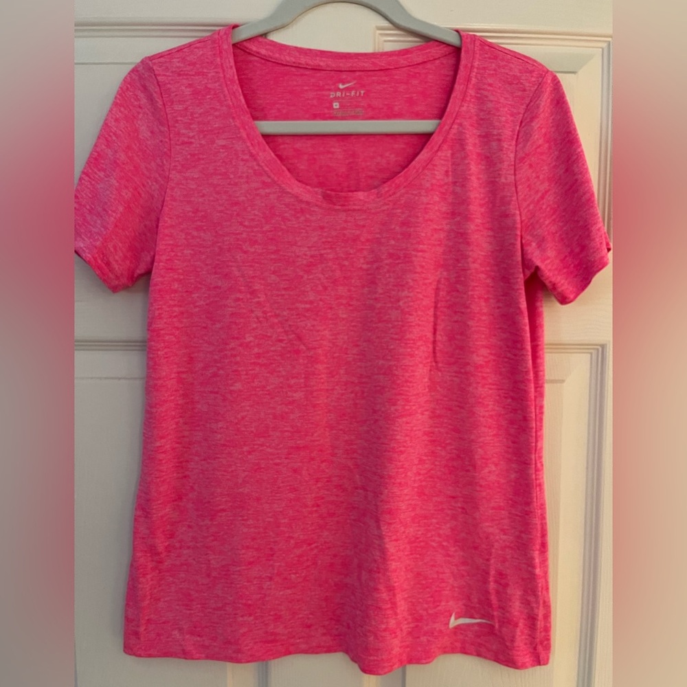 Nike Women's Bright Pink Short Sleeve Tee